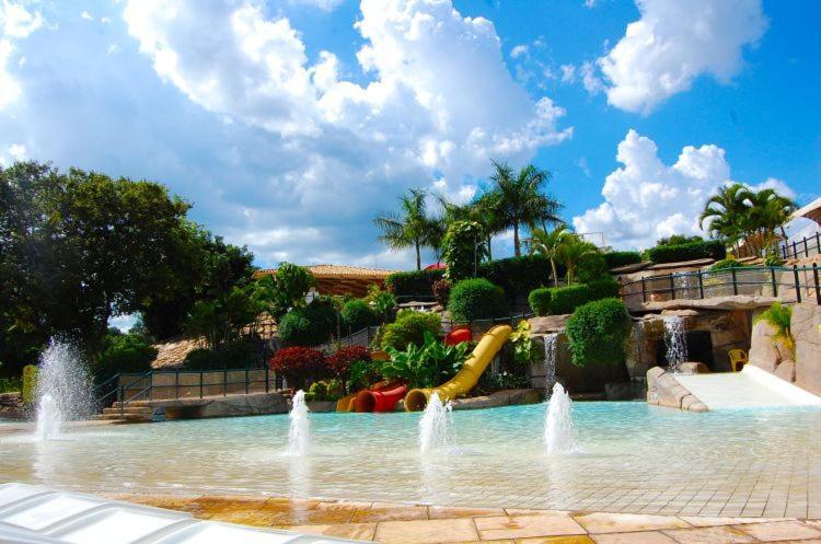 Piazza Diroma - Com Acesso Acqua Park Cn-Go Aparthotel Caldas Novas Exteriör bild