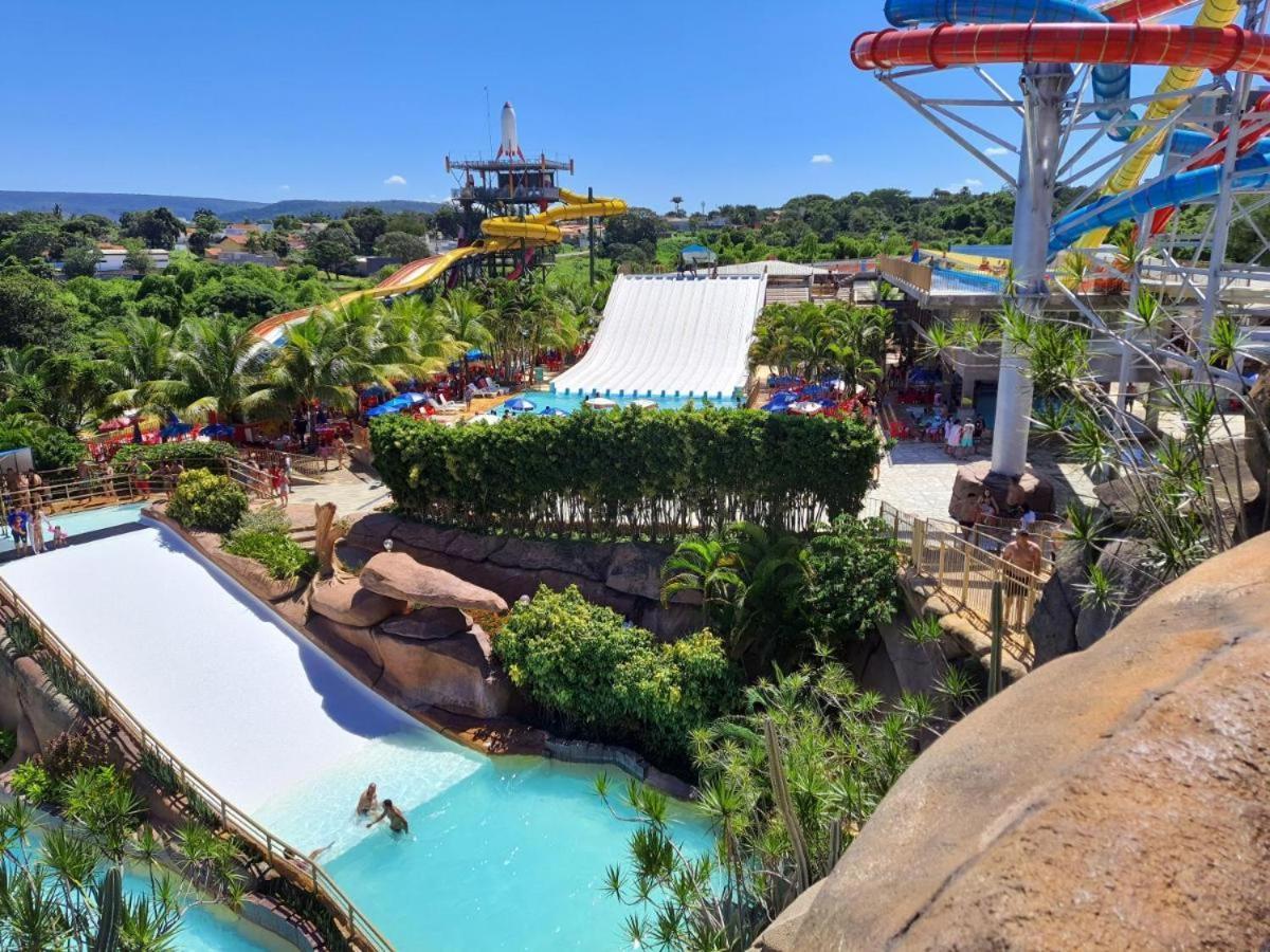 Piazza Diroma - Com Acesso Acqua Park Cn-Go Aparthotel Caldas Novas Exteriör bild